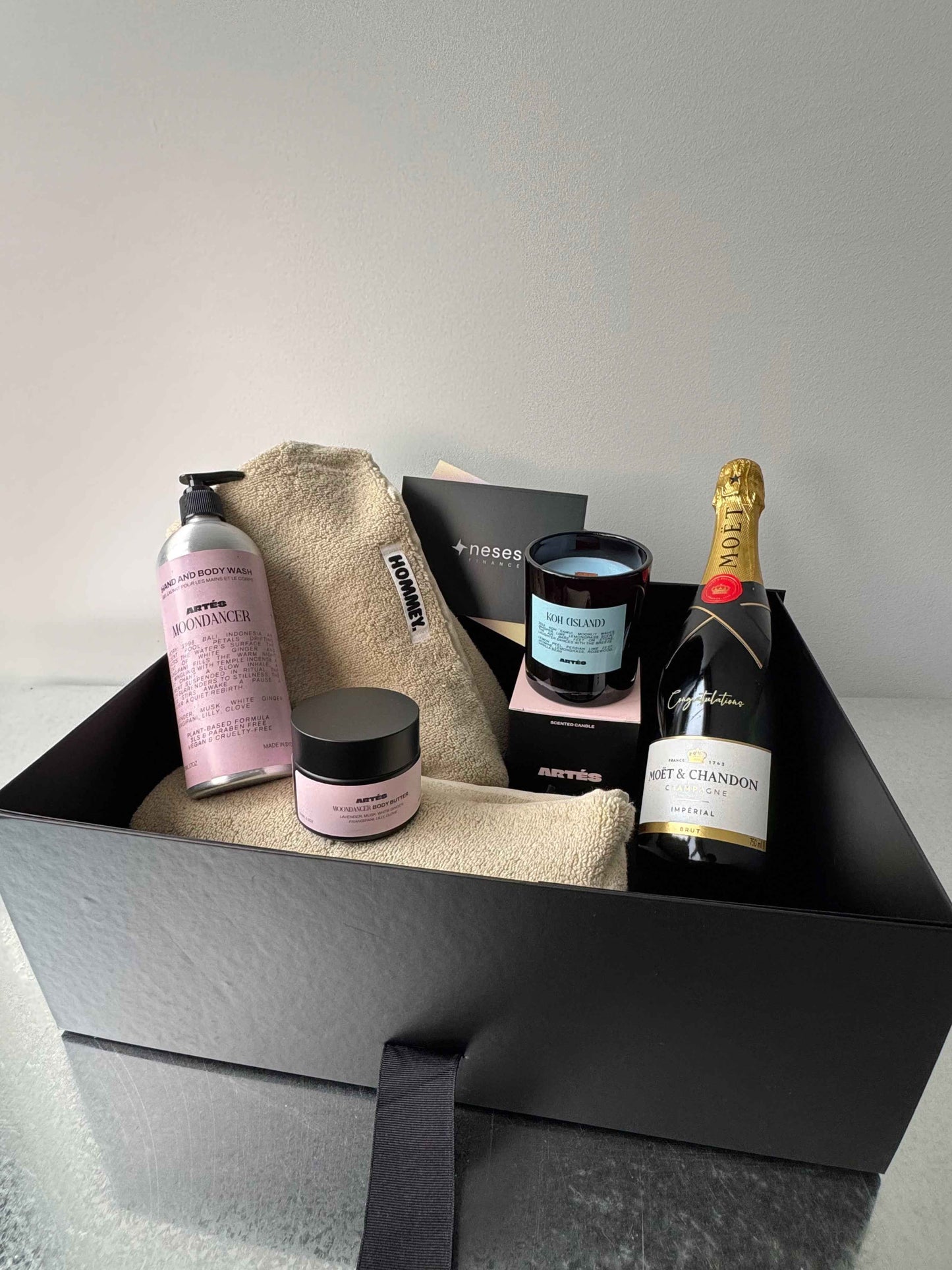 NESES Essentials Hamper