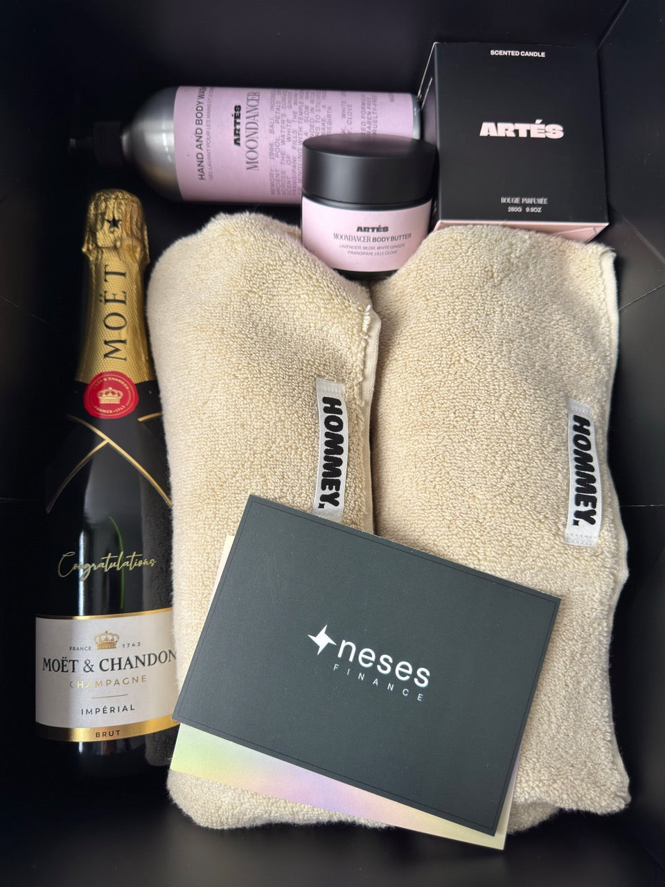 NESES Essentials Hamper