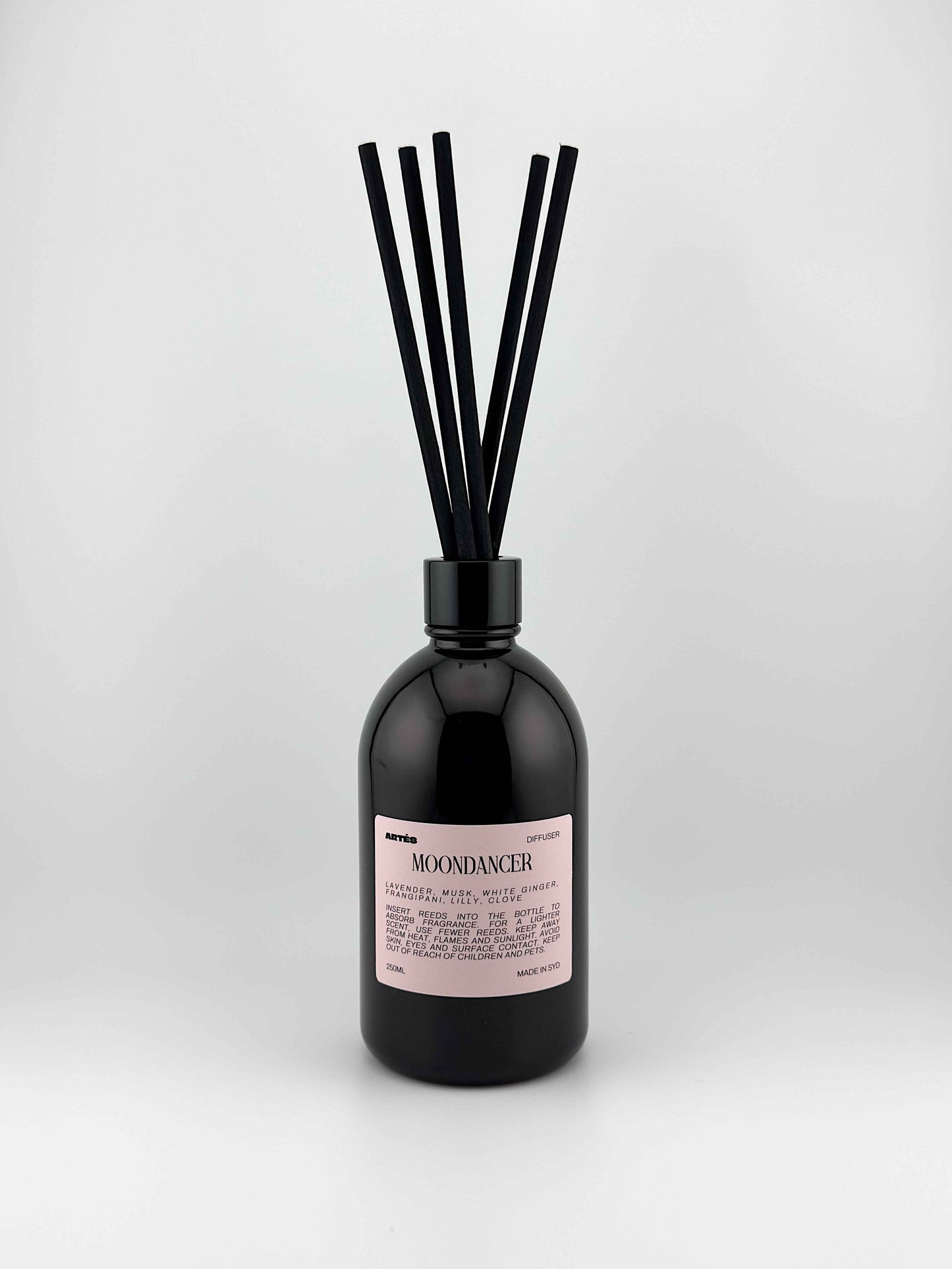 MOONDANCER Reed Diffuser