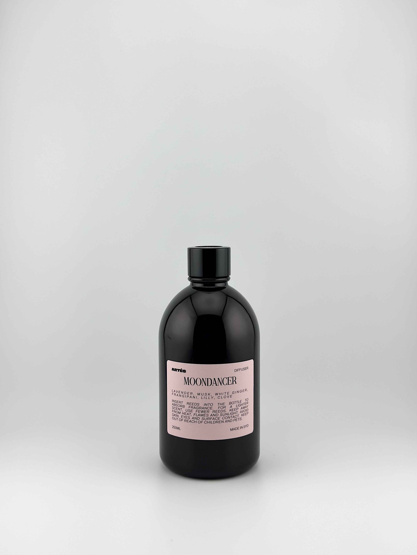 MOONDANCER Reed Diffuser