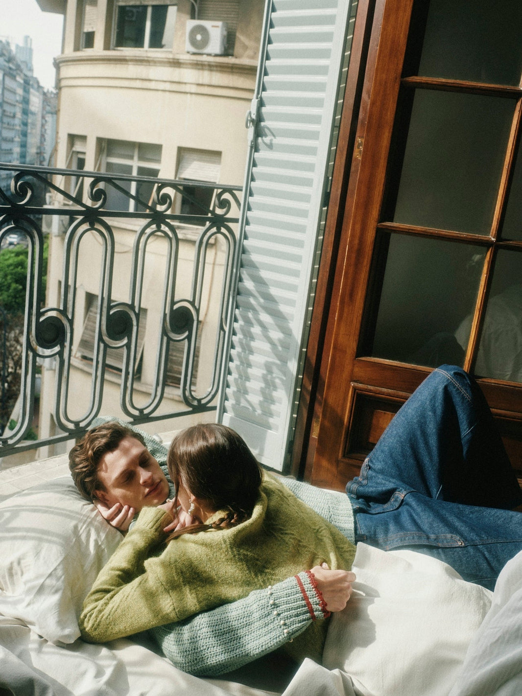 The Psychology Behind Your Favorite Home Scents