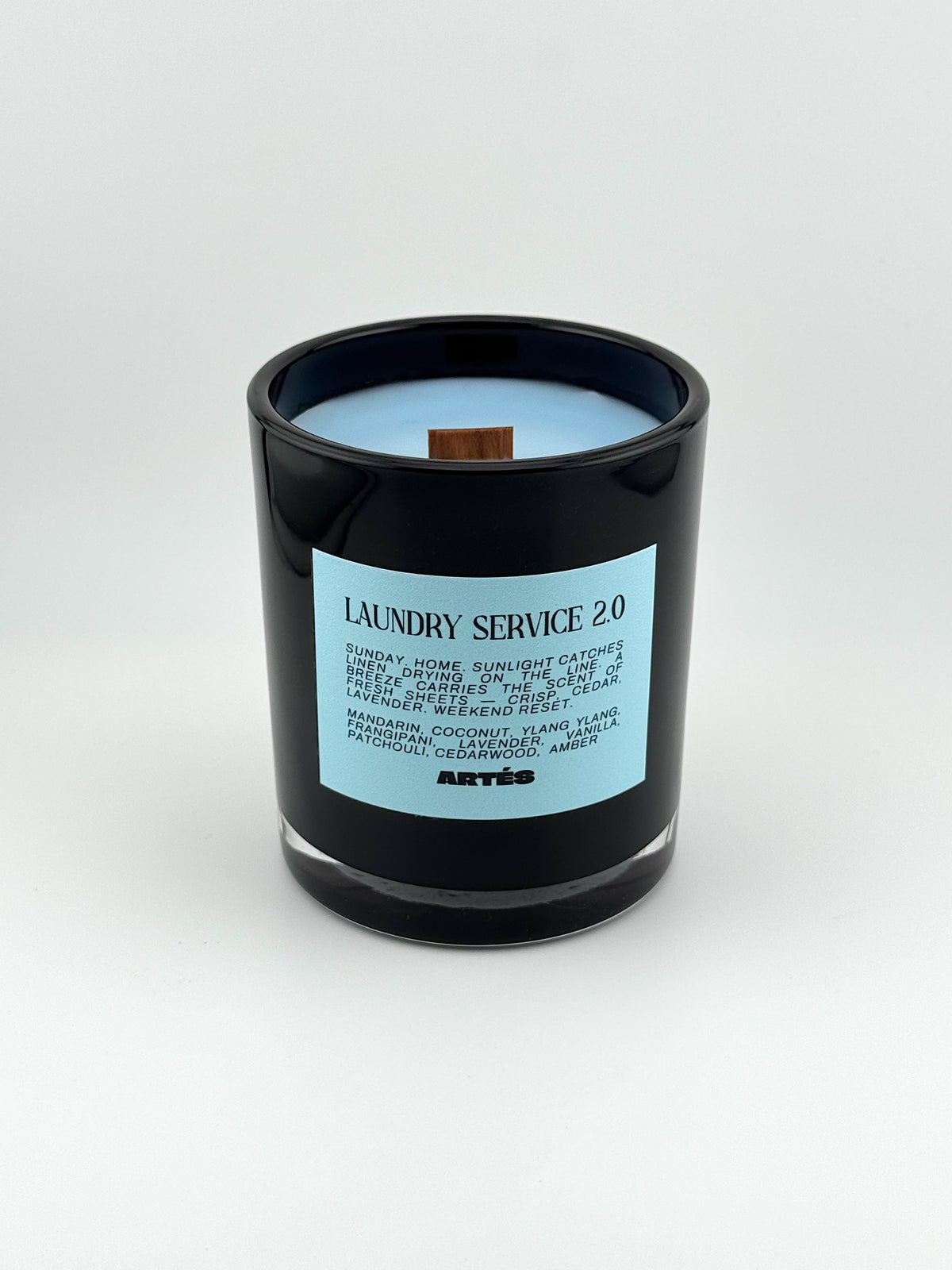 LAUNDRY SERVICE Scented Soy Candle