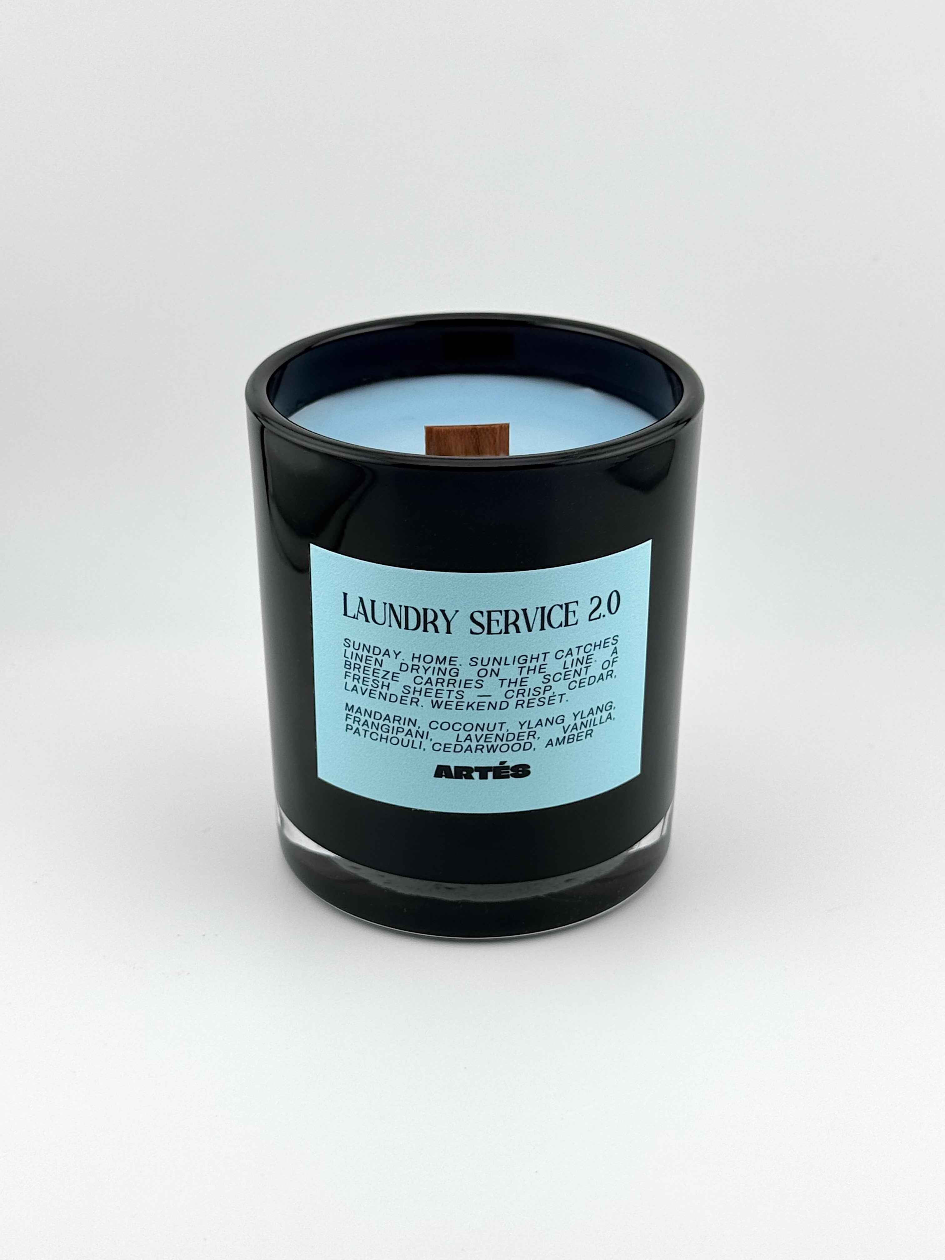 LAUNDRY SERVICE 2.0 Scented Soy Candle