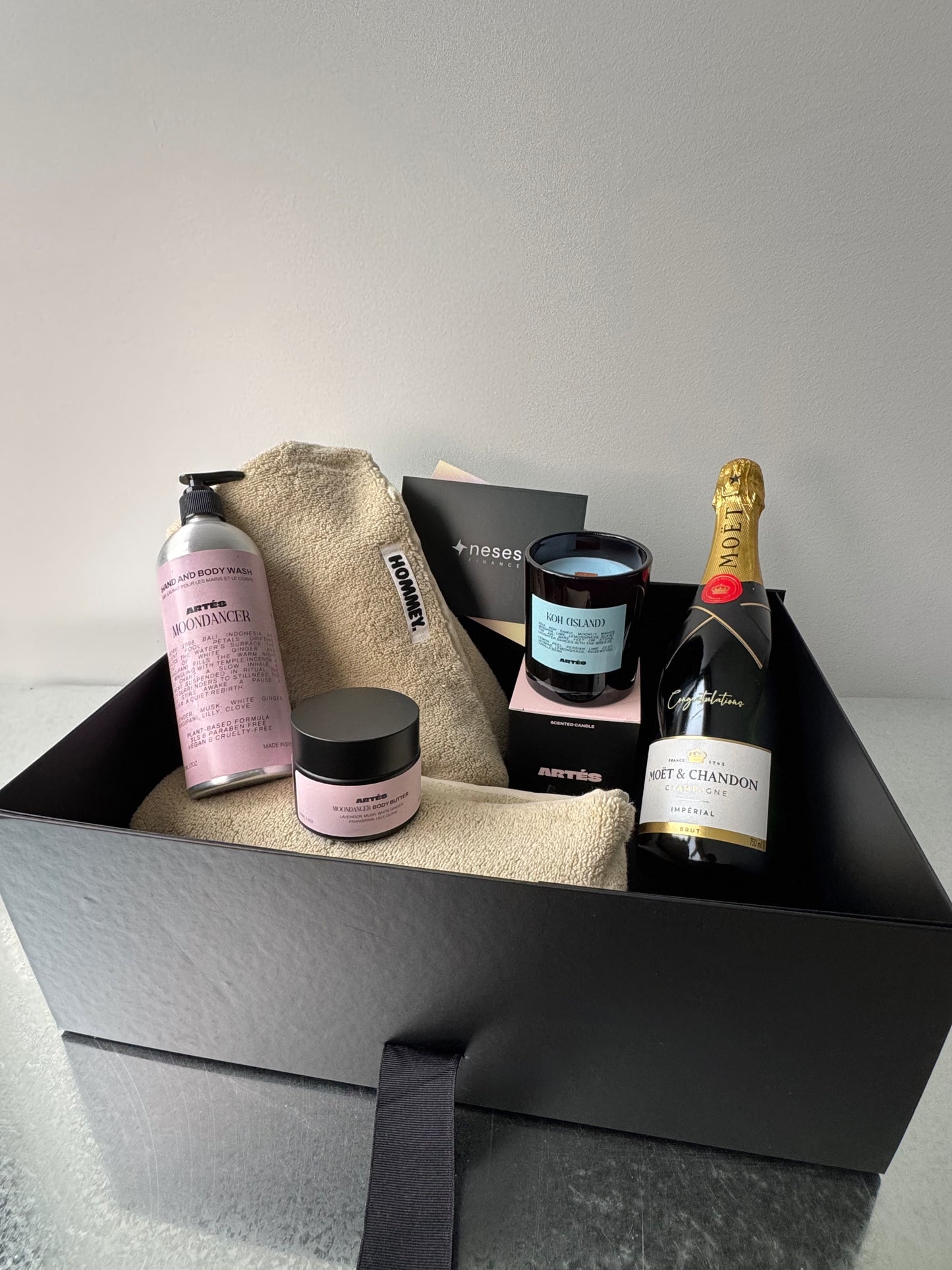 NESES Essentials Hamper
