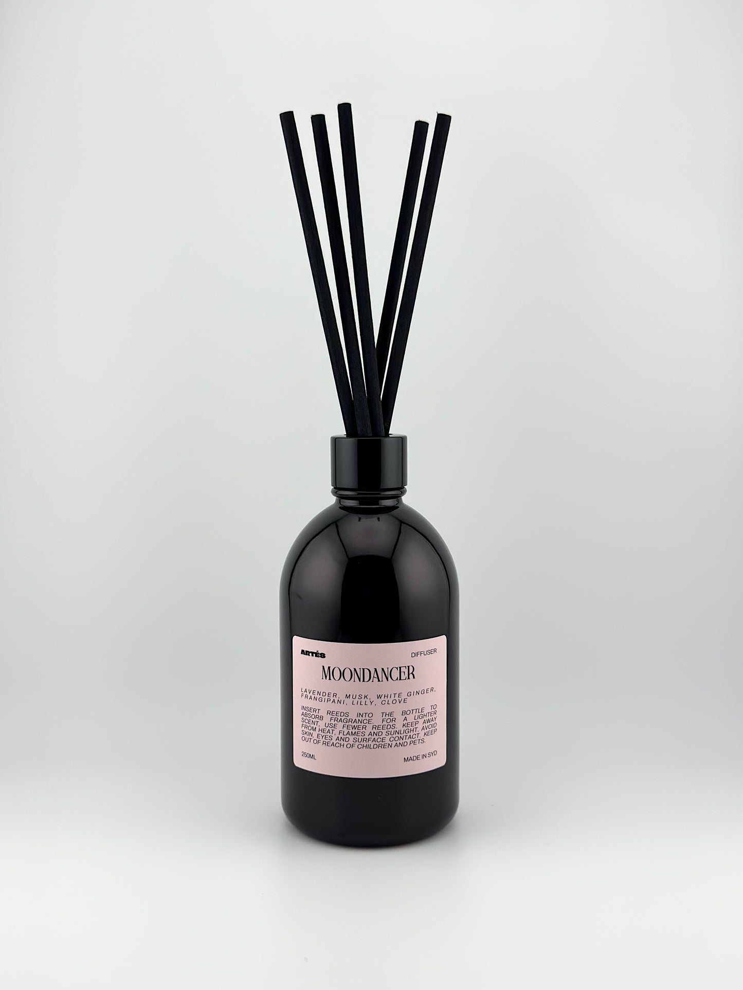 MOONDANCER Reed Diffuser