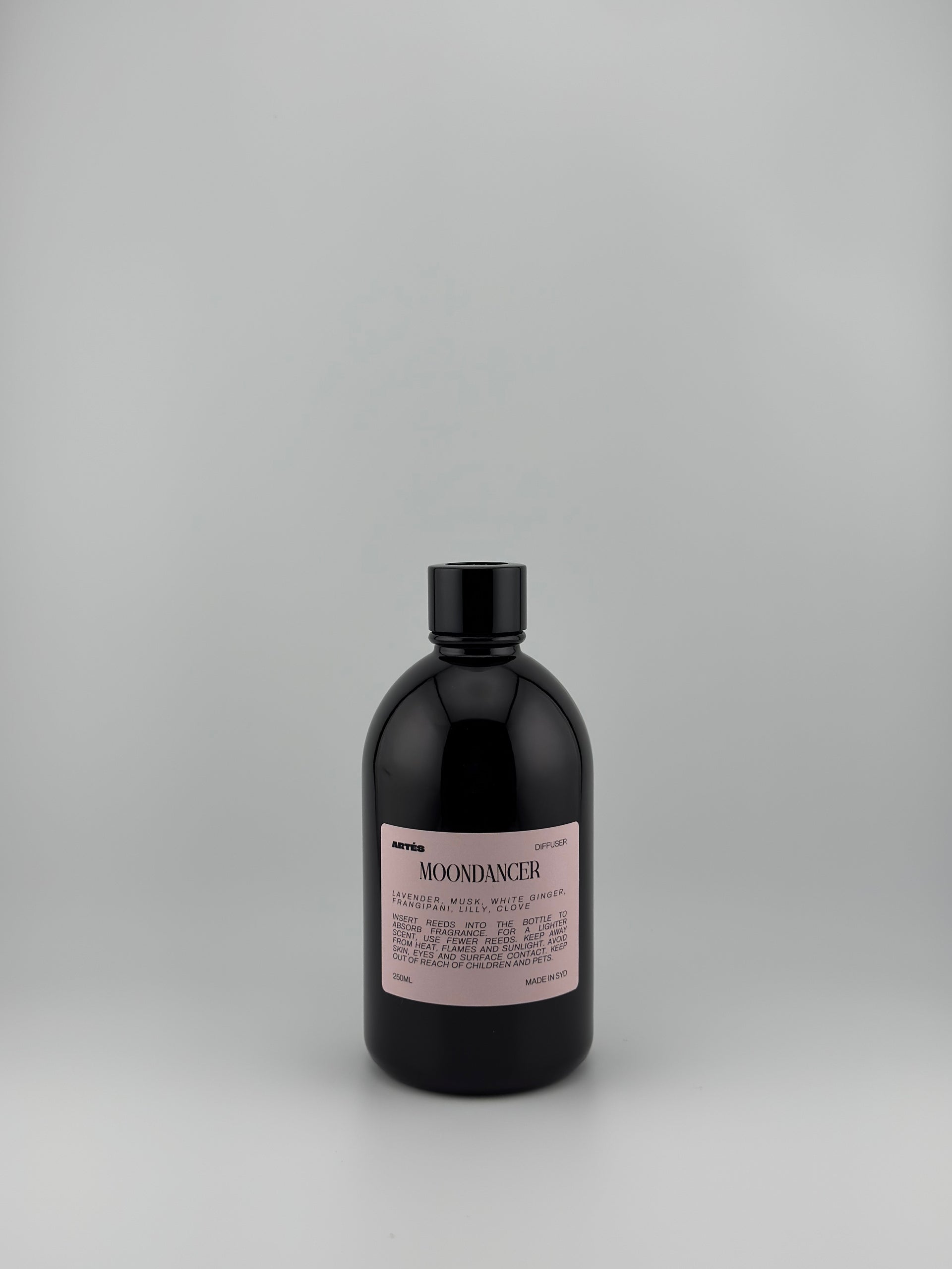 MOONDANCER Reed Diffuser